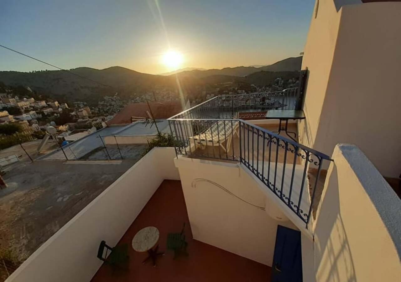 Symi Breeze Villa Zewnętrze zdjęcie